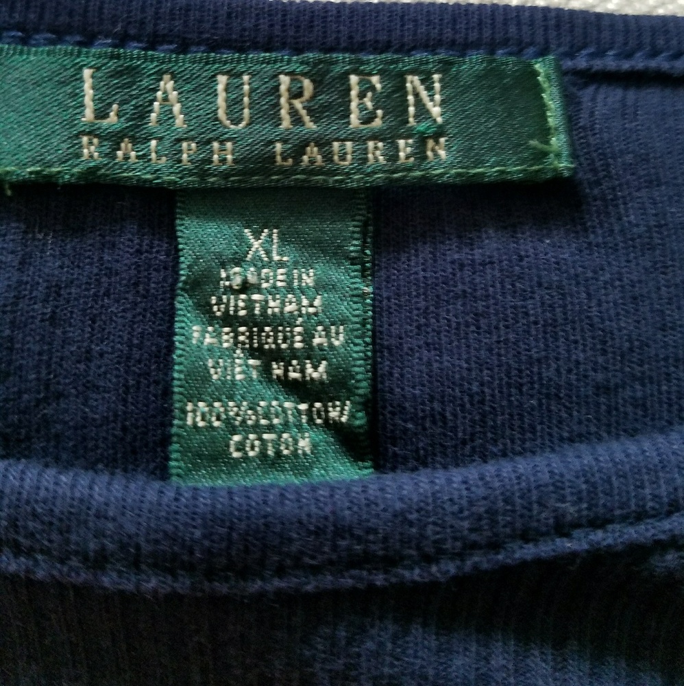 🦋Lauren Tee - Picture 4 of 4